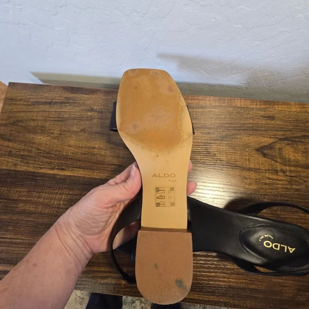 Aldo Dorenna Black Leather Square Toe Sandals With Low Block Heel Size 8.5-9 - Picture 7 of 12